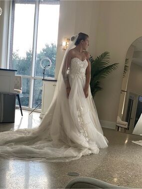 Barbie Ann bridal Strapless Wedding Gown with Lace Appliqué